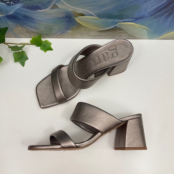 Pedro Garcia Isela Metallic Taupe Block Heel Sandals Size 38.5 / US 8.5 - Picture 3 of 15